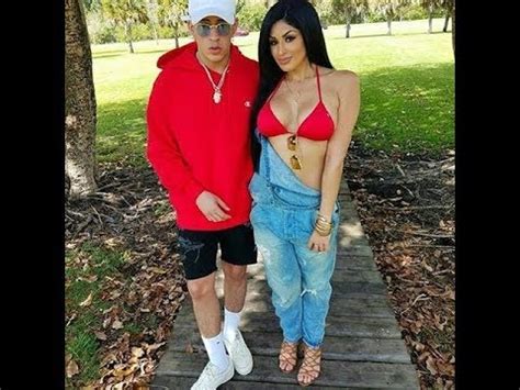 Así es, el cantante de 'no me vuelvo a enamorar' ha decidido darle una nueva oportunidad a cupido, ya que la buena nueva es que ya anda con cazzu, una cantante argentina que ama el streetstyle y las. ¿Bad Bunny y su Novia esperan un bebe? - YouTube