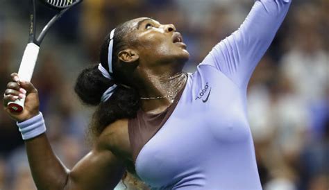 Jun 28, 2021 · petenis amerika serikat serena williams bereaksi saat bertanding melawan petenis rumania mihaela buzarnescu di babak kedua kejuaraan tenis prancis terbuka di roland garros, paris, prancis, rabu (2/6/2021). "Serena Open": Die leicht hysterische Verehrung des ...