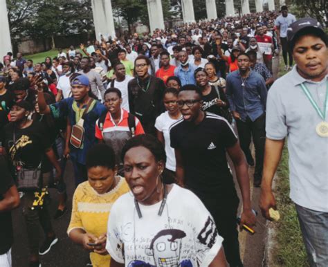 Abuja to port harcourt travel facts. #EndSARS protesters hold prayer walk in Lagos, Abuja, Port ...