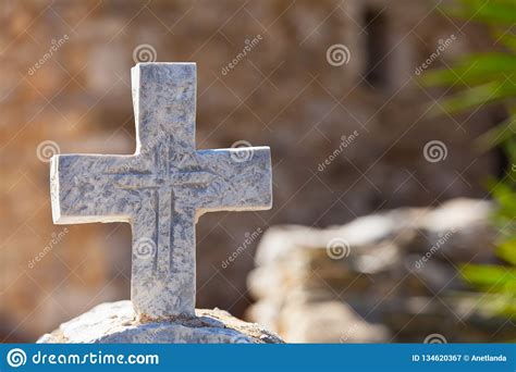 Burial equipment is a type of item introduced in the mining and smithing rework. Greek Stone Cross On Burial Ground Stock Image - Image of christian, stone: 134620367