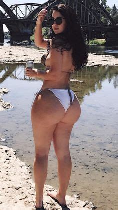 Sin duda alguna las nalgas mas grandes, no olviden dar me gusta al video y suscribirse para ver cosas trucos para como tener nalgas grandes al instante gluteos grande con ropa tips pompis. NALGAS O GLÚTEOS BELLOS REDONDOS Y GRANDES