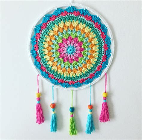 Exercise safely and comfortably by choosing the right exercise & crash mats for your sporting activities. Colorful dream catchers in 3 sizes Dreamcatcher Mandala ...