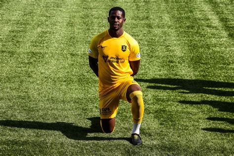 Un article de wikipédia, l'encyclopédie libre. Marvin Bartley - Livingston Football Club