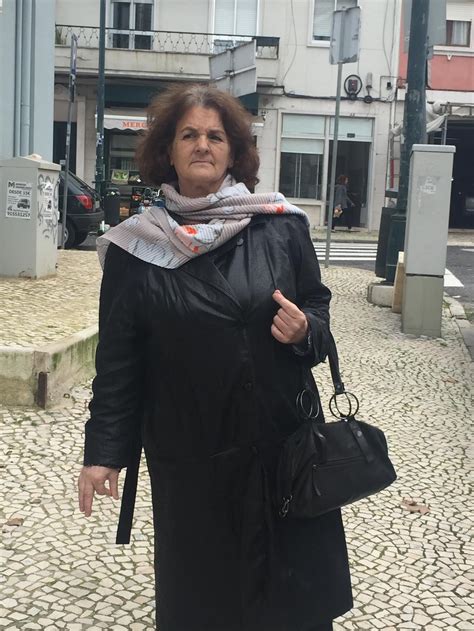 Niestety, ta osoba nie ma jeszcze porządnej biografii. Irmã de Licínio França acusa Noémia Costa e a filha