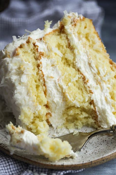 Buy wholesome coconut cake on alibaba.com at unbeatable prices and witness instant health benefits. White Chocolate Coconut "Tom Cruise" Bundt Cake - 16 cake Coconut treats ideas | We Know How To ...