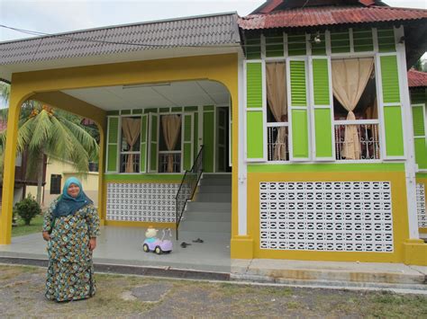 Niat baiknya untuk menyelamatkan penduduk kampung dari. Mazuriah's world: Beraya di Juasseh, Kuala Pilah