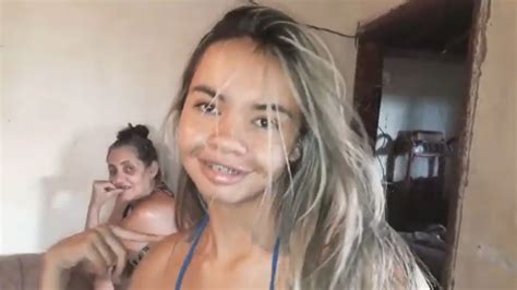 Mãe reage ao grelinho de diamante, Menina dançando Tudo Ok ...