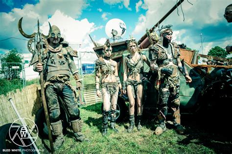 Amateur milf gang bang party 1:22:14. Wasteland Warriors Take On Post-Apocalypse Larp | The Escapist