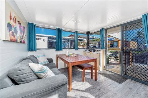 This lovely 2 bedroom condo is situated off the super highway, behind big c extra and close to central festival offering easy access to chiang mai city and connecting with both the super highway and the first ring road. Used Custom 2 Bedroom Houseboat "lifestyle" for Sale ...