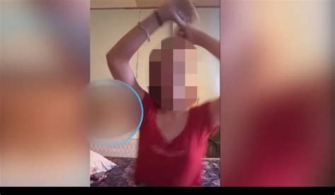 Menurut sumber yang admin ketahui di media google bahwa dalam video tersebut terdapat wanita yang digangbang oleh pria yang dimana itu teman perempuannya. https //t.me/tele from tiktok Viral Link Full Video ...