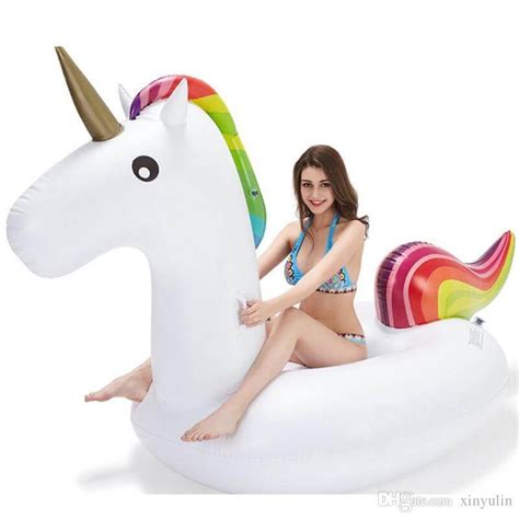 Pumped up and ready for a ride. Giant Unicorn - Inflatable pool toys | Cool Mania