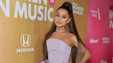 A week after billboard confirmed that ariana grande married dalton gomez on may 15, the positions superstar took to. Ariana Grande and the benefits of an intimate wedding ...