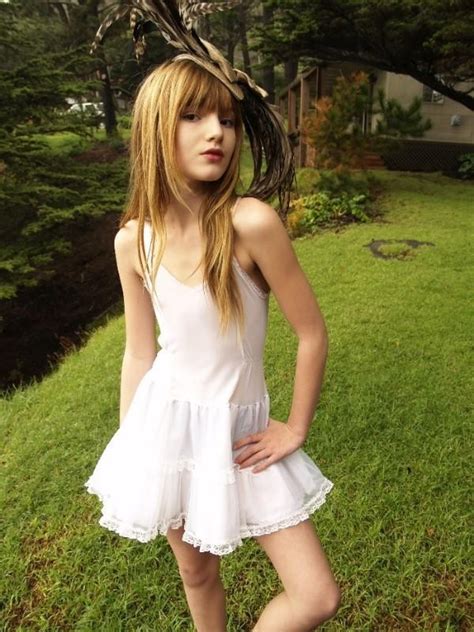 × bella thorne page on instagram: 7 Photos of Bella Thorne From her Young Modeling Days