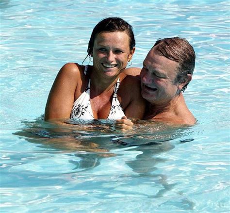 Jana adamcová (47) a jiří adamec (71) patří bezesporu mezi nejstabilnější páry českého showbyznysu. Strach sporťačky Adamcové: problémy měsíc před porodem ...