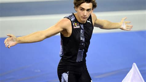 Armand mondo duplantis, born in louisiana in 1999, has long been pegged as the one to watch in men's pole vaulting. Armand Duplantis najlepiej zarabiającym lekkoatletą sezonu ...