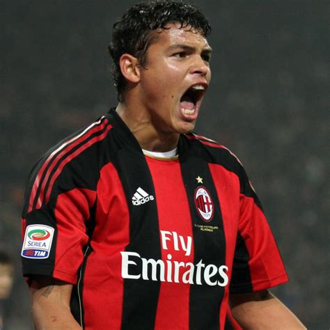 Kenangan thiago silva tentang ac milan tertuju kepada pengalamannya belajar jadi seorang bek tengah tangguh. Mercato Milan - Thiago Silva: "Tornerò rossonero!"