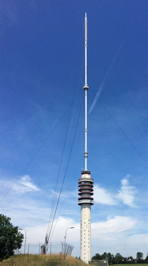 Hôtels proches de gerbrandytoren / zendmast lopik, ijsselstein: De zendmast en zendermaatschappij Nozema te Lopik en ...