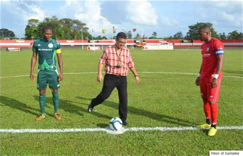 Afgaand van het schema zou de nationale mannenvoetbalselectie, indien de doelstellingen worden behaald. Professioneel voetbal in Suriname - Surinaamse Voetbal Bond