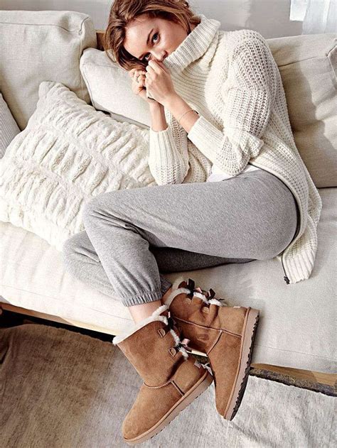 Use our interactive gift guide finder to discover the best presents for him and her, or the perfect toys for kids. Christmas Idea for Girls: Ugg Boots with a Bow | Lounge ...