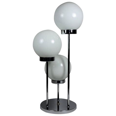 We did not find results for: Mid-Century Modern Italian Three-Globe Table Lamp ...