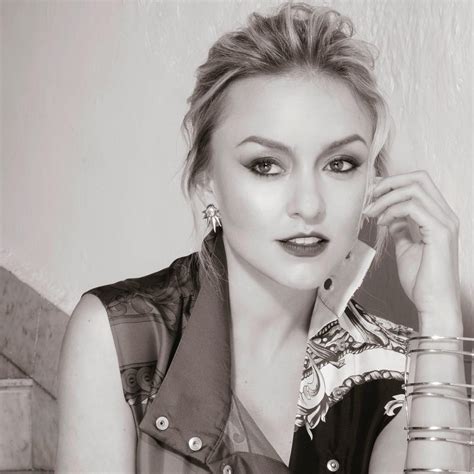 Angelique boyer news, gossip, photos of angelique boyer, biography, angelique boyer boyfriend list 2016. Angelique Boyer | Redes Sociales | - Team Angelique Boyer