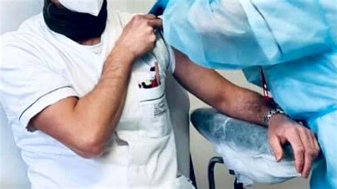 A covid‑19 vaccine is a vaccine intended to provide acquired immunity against severe acute respiratory syndrome coronavirus 2 (sars‑cov‑2), the virus causing coronavirus disease 2019. Vaccinazioni contro il covid | Piemonte | Fase 1 | medici ...