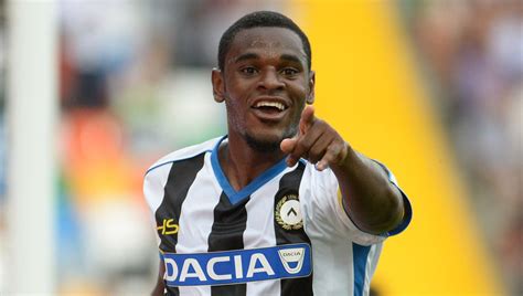 Il Torino su Duvan Zapata, ma il Napoli fissa un costo ...
