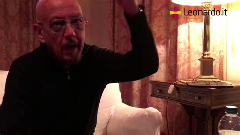 Последние твиты от enrico ruggeri (@enricoruggeri). Sanremo 2016, intervista a Enrico Ruggeri - YouTube