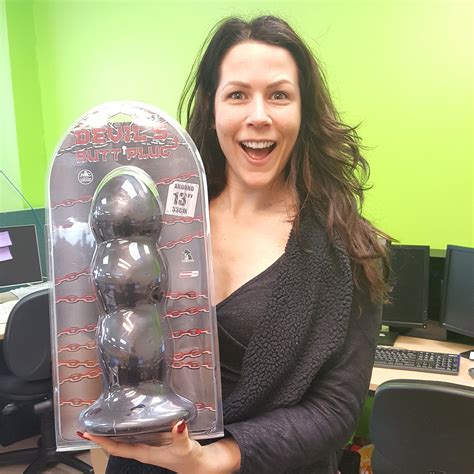 Big taco teen beauty and her big toy. Woman Posts Photo With Giant Butt Plug | POPSUGAR ...