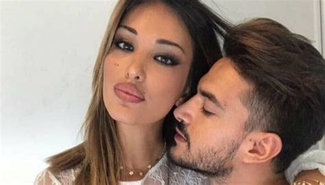 Jun 10, 2021 · rosa perrotta aspetta il secondo figlio da pietro tartaglione, il ragazzo che scelse quando era tronista a uomini e donne e con il quale ha già avuto un figlio, domenico ethan.a dare il lieto. Rosa Perrotta cambia idea: pubblica la prima foto del ...