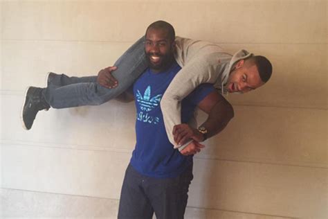 Jeudi 5 décembre, tony parker a posté une photo de lui sur son compte instagram en compagnie de teddy riner et. Parker: "Teddy Riner mérite d'être porte-drapeau" (avec ...