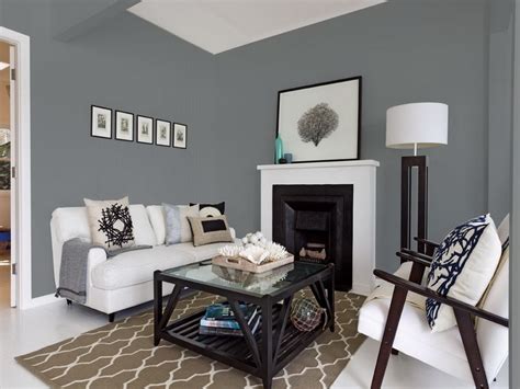 Certain paint colors have a way of making a space feel more expansive than it is, and others are ideal for playing up a room's cozy vibe. Living Room Layout And Decor Colors For A Ideas Modern ...