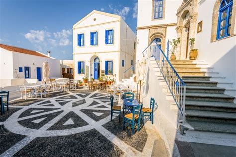 1 million properties · packages: Kos Ausflüge: Bergdorf Nikia auf der Nachbarinsel Nisyros ...