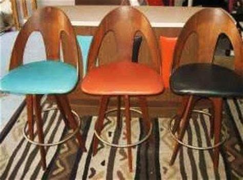 The table & 6 chairs are lovely; Dallas and Fort Worth Mid-Century Modern: Craigslist Furniture Update