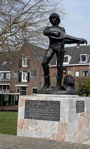 Ijsselstein is vernoemd naar de hollandse ijssel. Fulco de Minstreel in #IJsselstein | Stad, Travel, Nederland