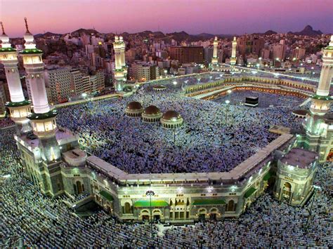 Beautiful aerial view of the kaaba !! Kaaba Known As Al Kaaba Al Musharrafah Holy Kaaba Is A Building In The Center Of Islams Holiest ...