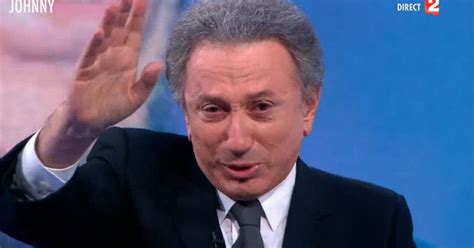 Michel drucker et johnny hallyday ce ne sont pas que des heures de télévision ensemble. Michel Drucker révèle le dernier texto de Johnny qui l'a ...