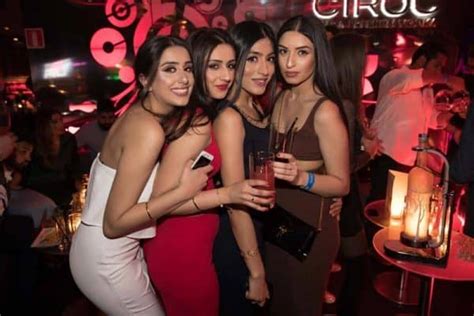 Phoebe is dating a sporty guy. Barcelona Nightlife • The best places to party in 2020