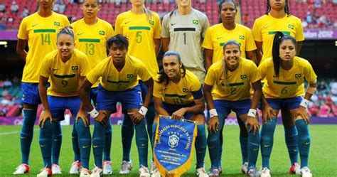 Em um jogo duro contra o japão, a seleção brasileira de futebol feminino conquistou hoje (28) a medalha de ouro na universíade, com um gol aos o jogo começou às 20h de taipei (9h da manhã no horário de brasília). OLHARES DA EDUCAÇÃO FÍSICA : PRECONCEITO DO FUTEBOL ...