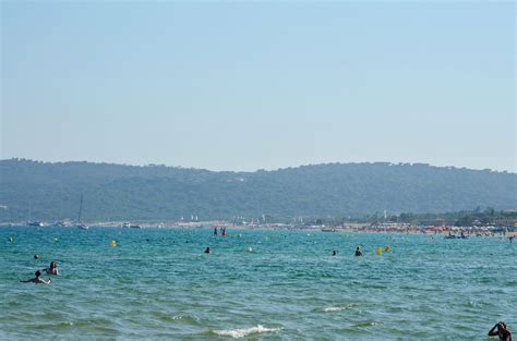 Située sur la commune de ramatuelle, cette longue plage de sable s'étend sur près de 5 km. plage-pampelonne-ramatuelle - Provence Guide - Reiseführer ...