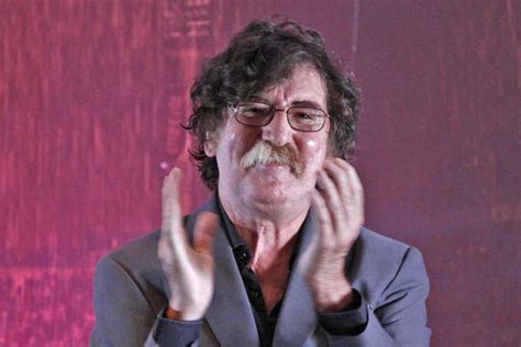 This trailblazing argentinean rocker was a member of two influential latin art rock bands in the '70s, sui generis and la maquina de hacer pajaros. Charly Garcia homenajea a Cerati desde el Hospital ...