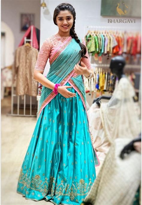 Check spelling or type a new query. Krithi Shetty looks resplendent in a blue Bhargavi Kunam ...