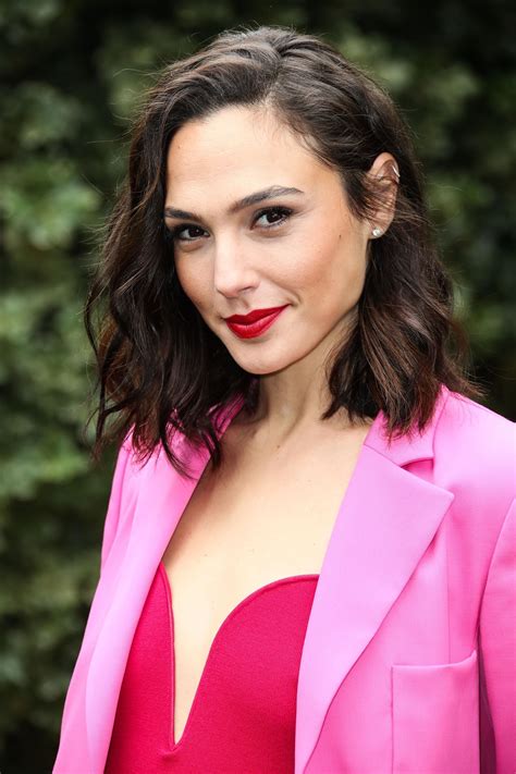 Gal gadot is an israeli actress, singer, martial artist, and model. Gal Gadot Sexy (18 Photos) | #TheFappening