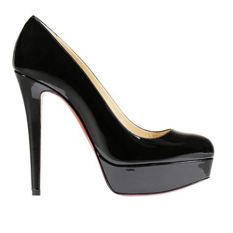 Eleganti e sensuali, le scarpe con tacco, più di ogni altro accessorio, hanno il potere di trasformare il look, esaltare la silhouette, di slanciare e ingentilire. Bianca tacco 12+2 décolleté vernice | Scarpe Con Tacco Christian Louboutin Donna Nero | Scarpe ...