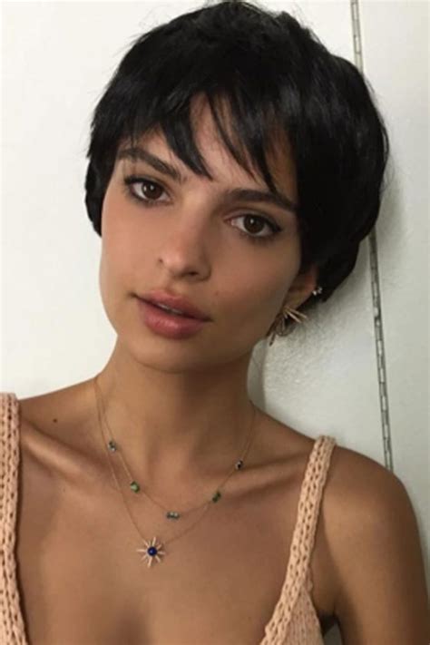 For a graduated/inverted bob to take on the proper shape, it needs to be cut and styled to flip under. 36 Excellent Short Bob Haircut Models You'll Like | Hair ...