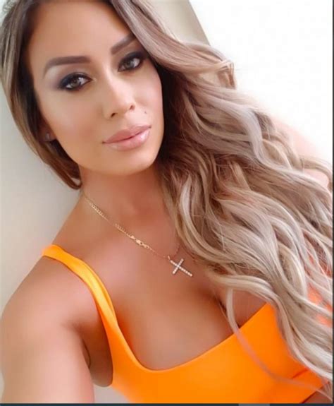 The best free websites for dating online are the ones that don't have hidden fees. Rich Sugar Mommy In Cape Town Wants To Pay R8,000 For ...