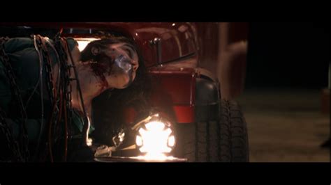 She is horrified beyond words when she gets home and discovers a man's nearly dead body impaled on the bumper of her jeep. HORROR FOREVER: ZDERZENIE ZE ŚMIERCIĄ / HIT AND RUN (2009)