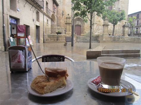 How do you like your coffee? Even a wet morning in Viana has its pleasures. | Camino de ...
