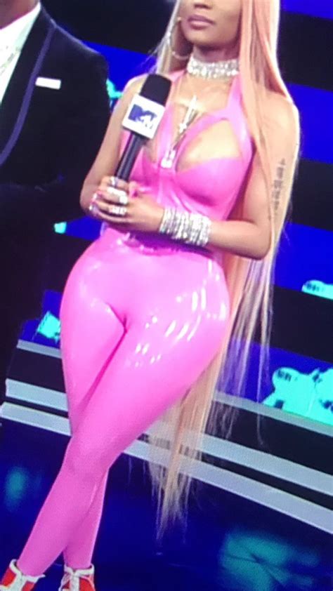 Nicki minaj's bae meek mill bought her some nice undies to put on. PHOTOS: Nicki Minaj suffers camel toe in raunchy skin ...