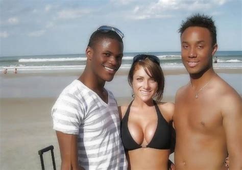 Parents protect your kids from viewing pornography by using net nanny or cyber patrol. White wives on vacations - Amateur Interracial Porn